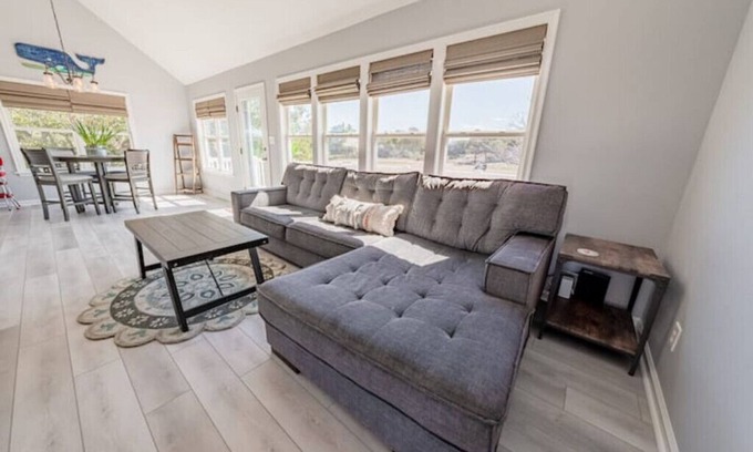 Sea Scape Apartamento | The Lookout close beach access, golf course view