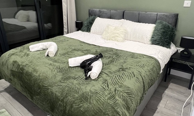 Hemel Hempstead Apartamento | Apartamento-Moderno-Baño Privado-Balcón