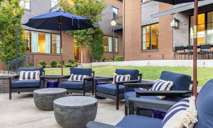Germantown Apartamento | The Magnolia - AvantStay | 52 Bedrooms, Sleeps 156