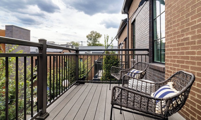 Germantown Casa | The Magnolia - AvantStay | Group Travel, Sleeps 36