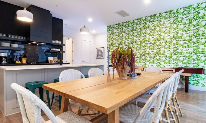 Germantown Apartamento | The Magnolia by AvantStay | 8 Bedrooms in DT Nash