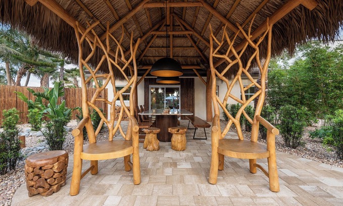 Crescent Beach Casa | The Maldivian - Cocoa Beach, Florida