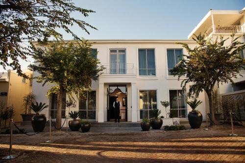 Victoria and Alfred Waterfront Hotel | The Manor House at the Queen Victoria Hotel by NEWMARK