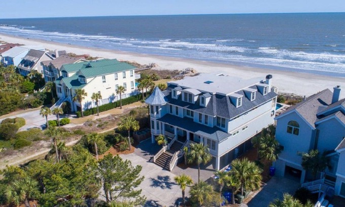Isle of Palms Casa | The Mansion at Isle of Palms - Frente a la playa con piscina