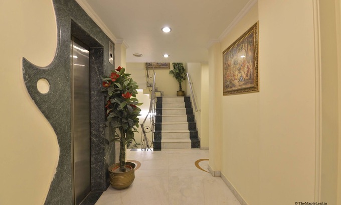 DLF City Casa | The Maple Leaf DLF Cyber City