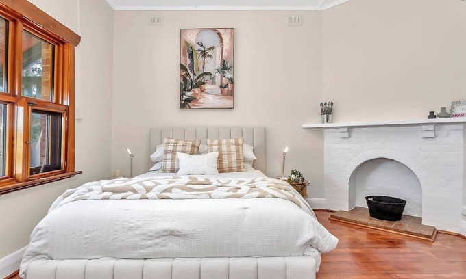 Cowandilla Casa | The Marobwen Charming City Retreat near West Beach