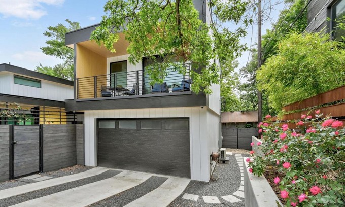 South River City Apartamento | The Marymaker by Lodgewell - It's Super Suite Y'all