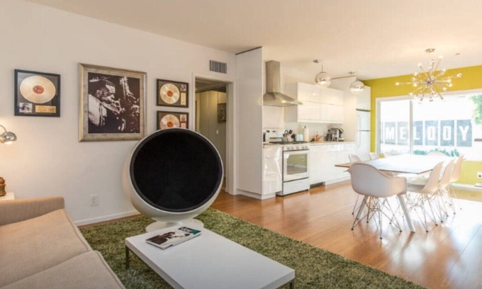 Burbank Apartamento | La Melodía @ Warner Brothers
