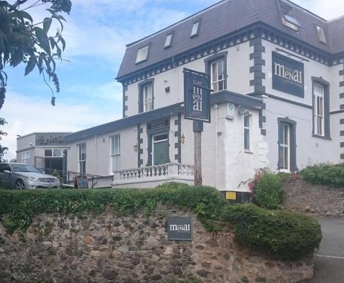 Bangor Cama Y Desayuno | The Menai Hotel and Bar