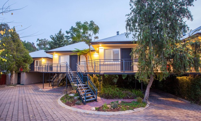 Clare Apartamento | The Mill Apartments