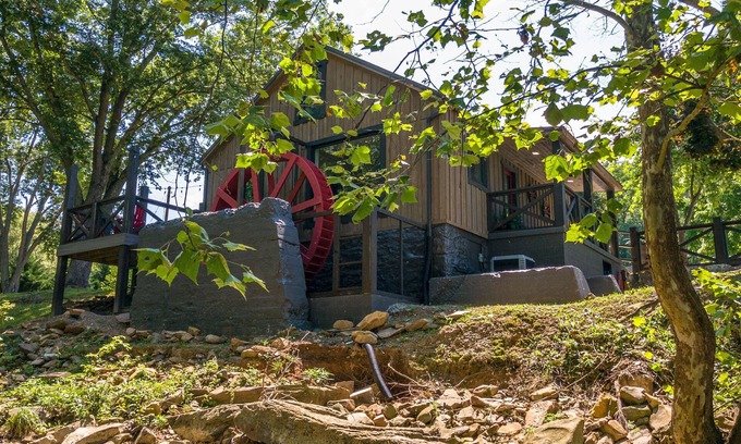 Goldbond Casa | The Mill House at Four Fillies Lodge