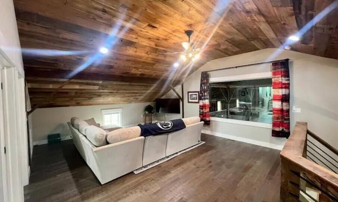 Muncy Casa | The Mill on Bluff