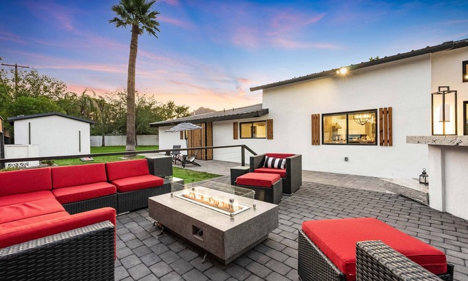 South Scottsdale Casa | The Montecito Main | Luxury Villa in Old Town