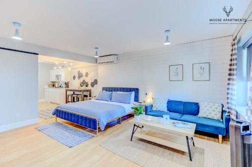 Downtown Memphis Apartamento | The Moose #8 - Modern Luxe Loft with King Bed & Free Parking & Wifi