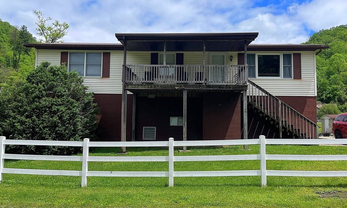 Chattaroy Casa | 💙The Mountain Mama💛 Trail Riders “Home Away From Home”