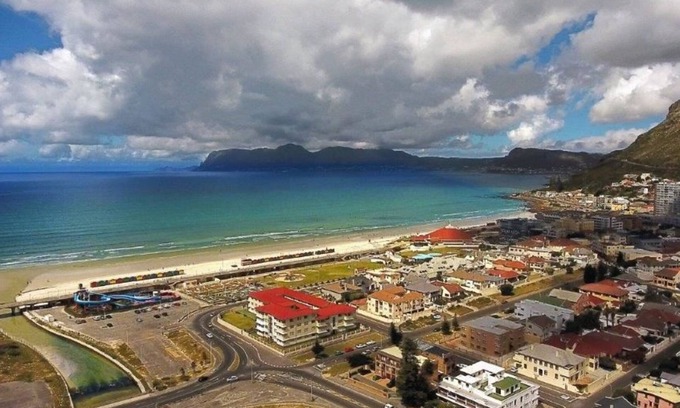 Muizenberg Cama Y Desayuno | The Muize
