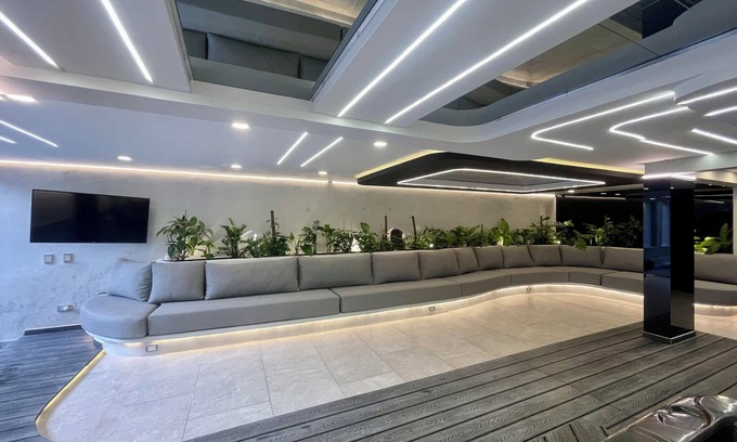 El Poblado Casa | El parque MYNT @ LLeras [10 habitaciones privadas]