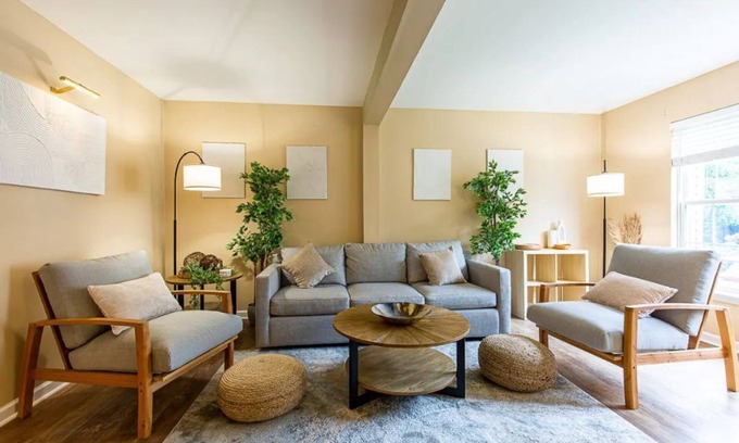 Germantown Casa | The Nest at Harmony Woods: Lux DC getaway + office