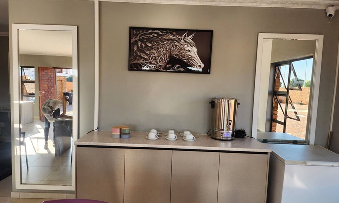 Vosloorus Cama Y Desayuno | The Nest B&B