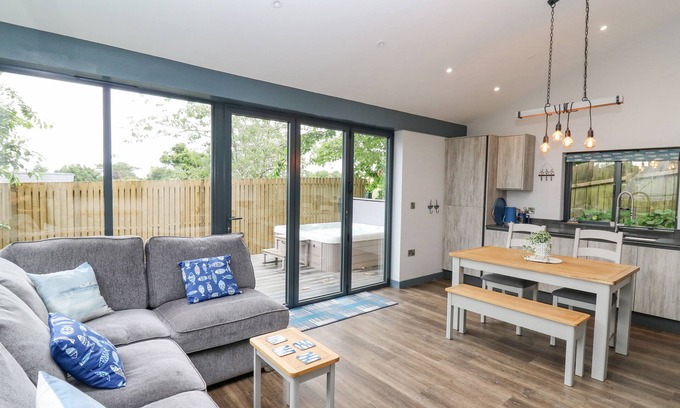 Tenby Cabaña | The Nest Brython