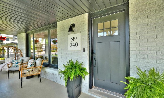 Old Town Historic District Casa | The Newark House