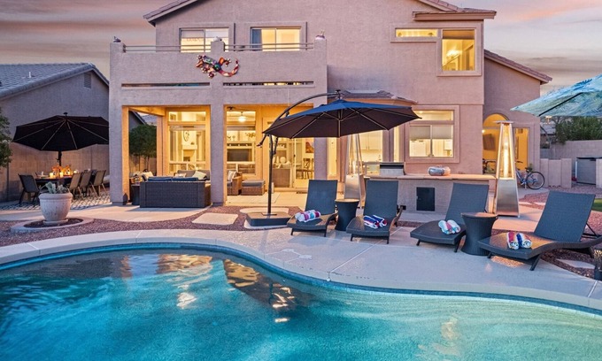 Las Sendas Casa | The Night Owl | 5 Bed, 3 Bath