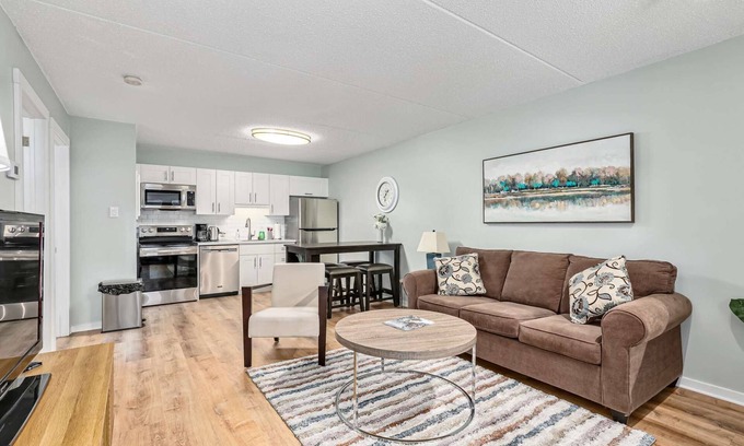 Collingwood Condominio | The Nordic - Central Collingwood Condo