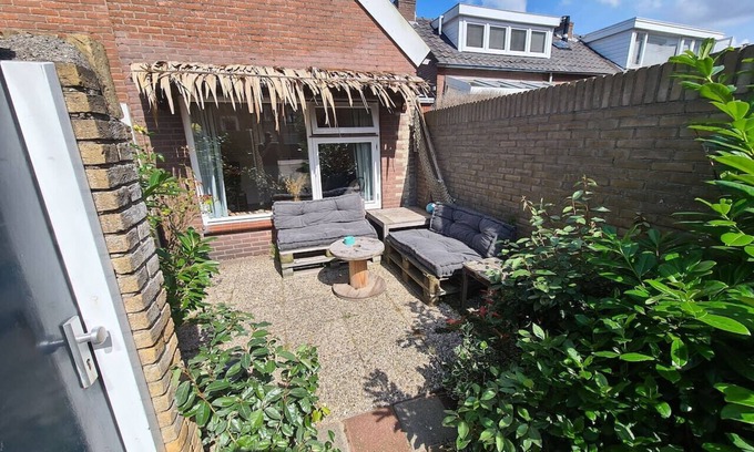 Noordwijk aan Zee Cabaña | The North Sea Home near the Beach