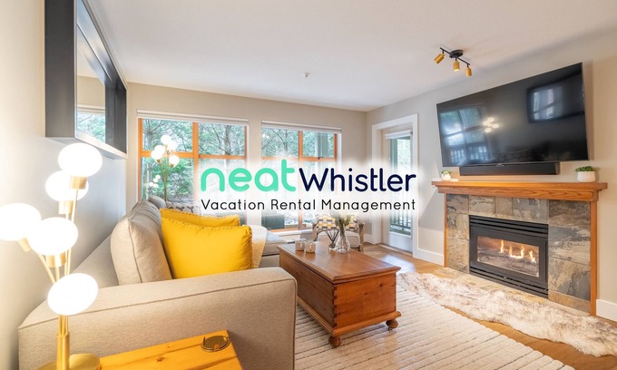 Whistler Cay Estates Casa | The North Star 1Bdr Townhouse w'Pool&Hot tub