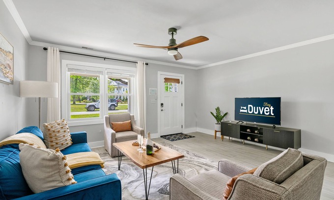 North Charleston Apartamento | The Oakwood A: Modern Comfort in Park Circle