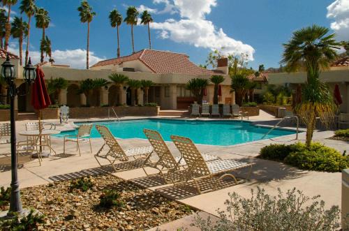 Palm Springs Complejo | The Oasis Resort