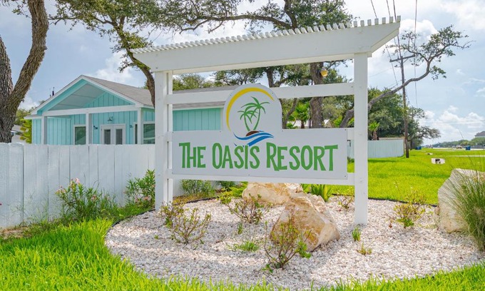 Fulton Hotel | The Oasis Resort