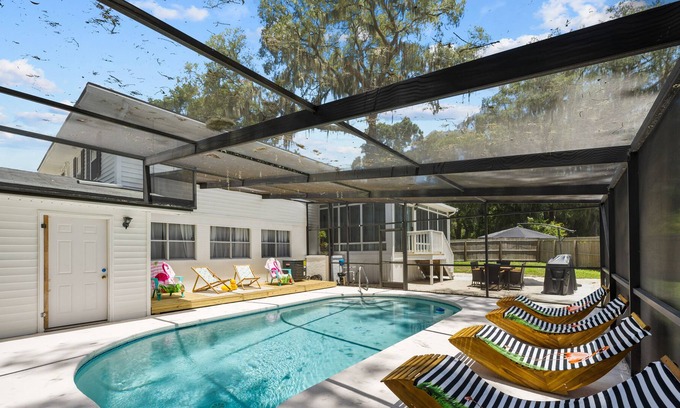 St. Johns Bluff Casa | The Oasis Retreat Jax II Villa w/pool!!