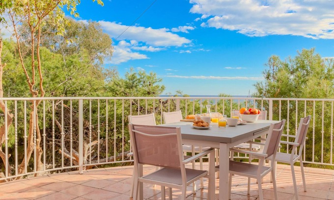 Coveta Fuma Chalet De Esquí | The Ocean Retreat - Beach Villa 30m next to the sea