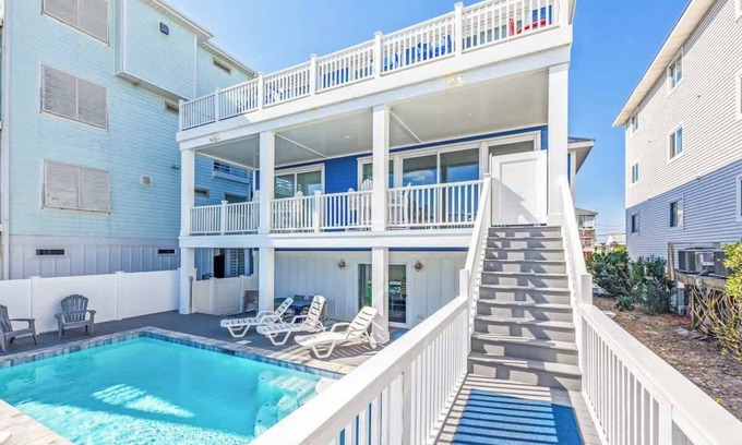 North Carolina Coast Casa | Amazing Oceanfront Property with Private Pool