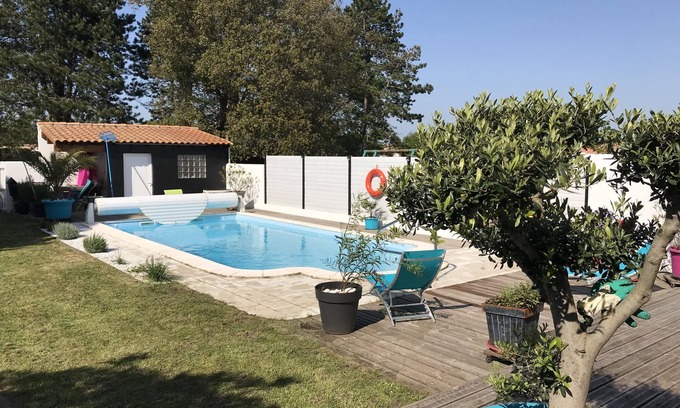Le Grand-Village-Plage Casa | La Parenthèse Oléron Casa con encanto, piscina privada, Grand-Village-plage