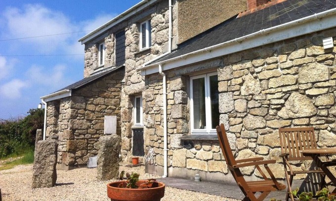 Penzance Otro | The Old Barn, Lower Bostraze
