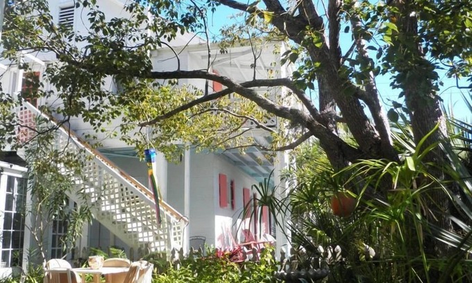 Carrabelle Casa | The Old Carrabelle Hotel