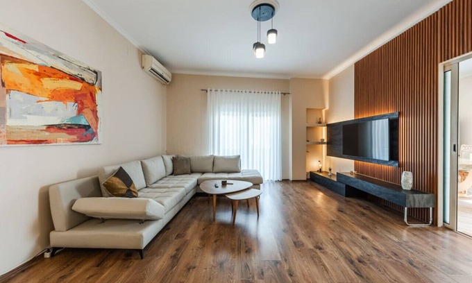 Shkoder Apartamento | The Old-Clock Apartment