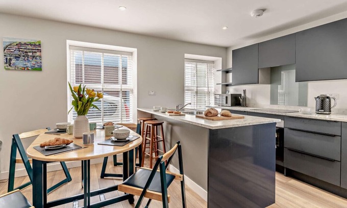 Aberaeron Casa | The Old Coach House - Aberaeron