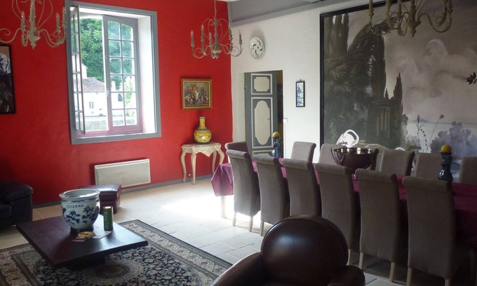 Montmorillon Casa | El Antiguo Palacio de Montmorillon