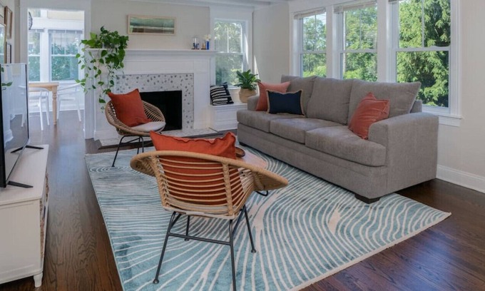 Westbrook Center Cabaña | The Old Salt Cottage · Cozy Gateway Near Beach