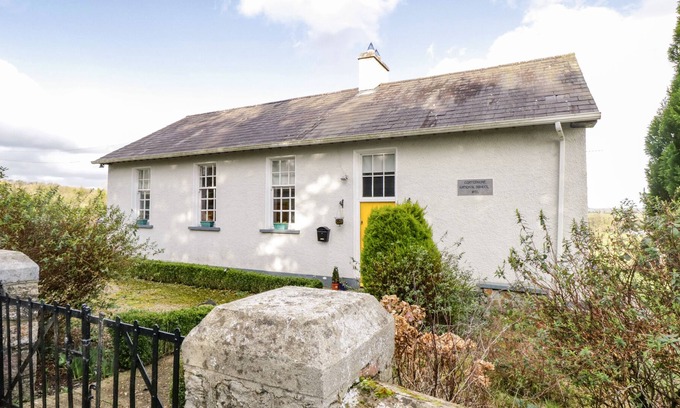 Carrigallen Cabaña | La casa de la vieja escuela, CARRIGALLEN, CONDADO DE LEITRIM