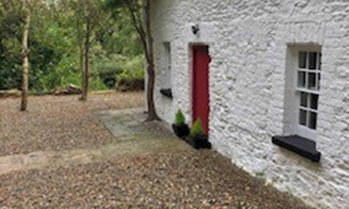 Killurin Cabaña | The Old School House Killurin County Wexford - sleeps 4 guests in 2 bedrooms