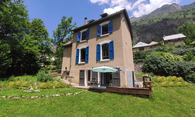 Venosc Apartamento | The Old School House, Les Ougiers