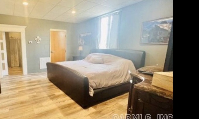 Black Rock Apartamento | The old schoolhouse apartment