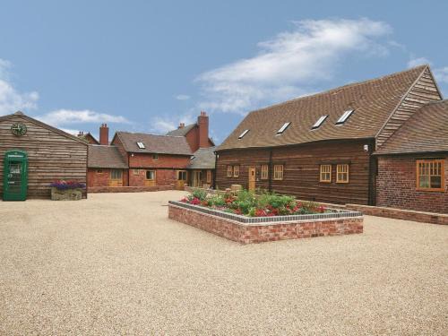 Pontesbury Casa | The Olde Granary - E4298