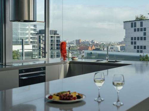 South Yarra Hotel | The Olsen Melbourne Art Series