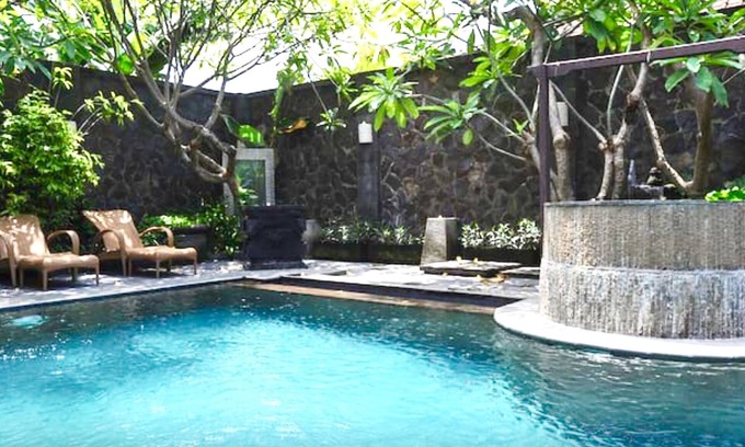 Kartika Plaza Villa | La única villa de 9 dormitorios en Kuta Bali