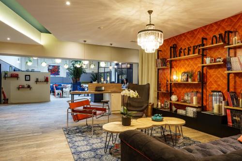 Saumur Hotel | The Originals Boutique, Hôtel Le Londres, Saumur